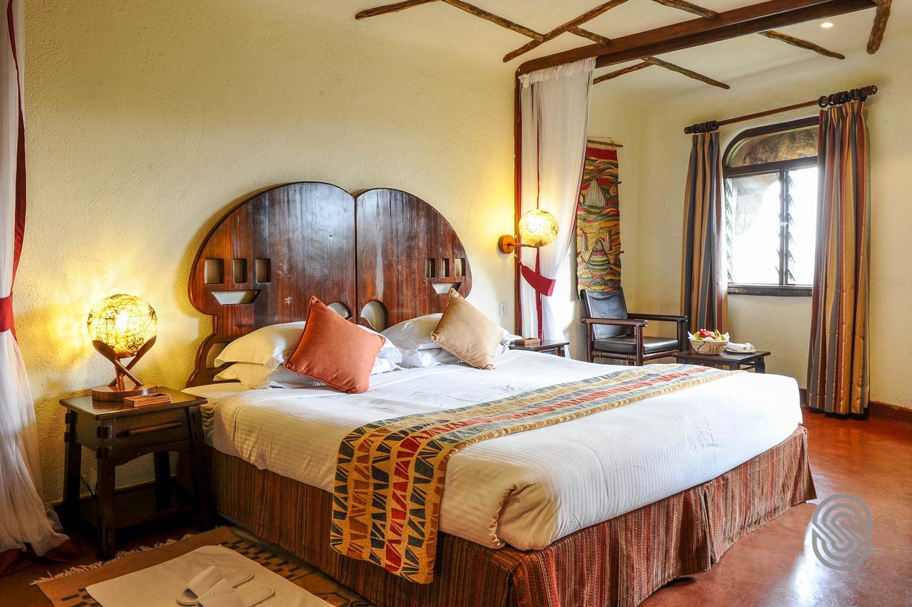 Serengeti Serena Safari Lodge Exterior foto